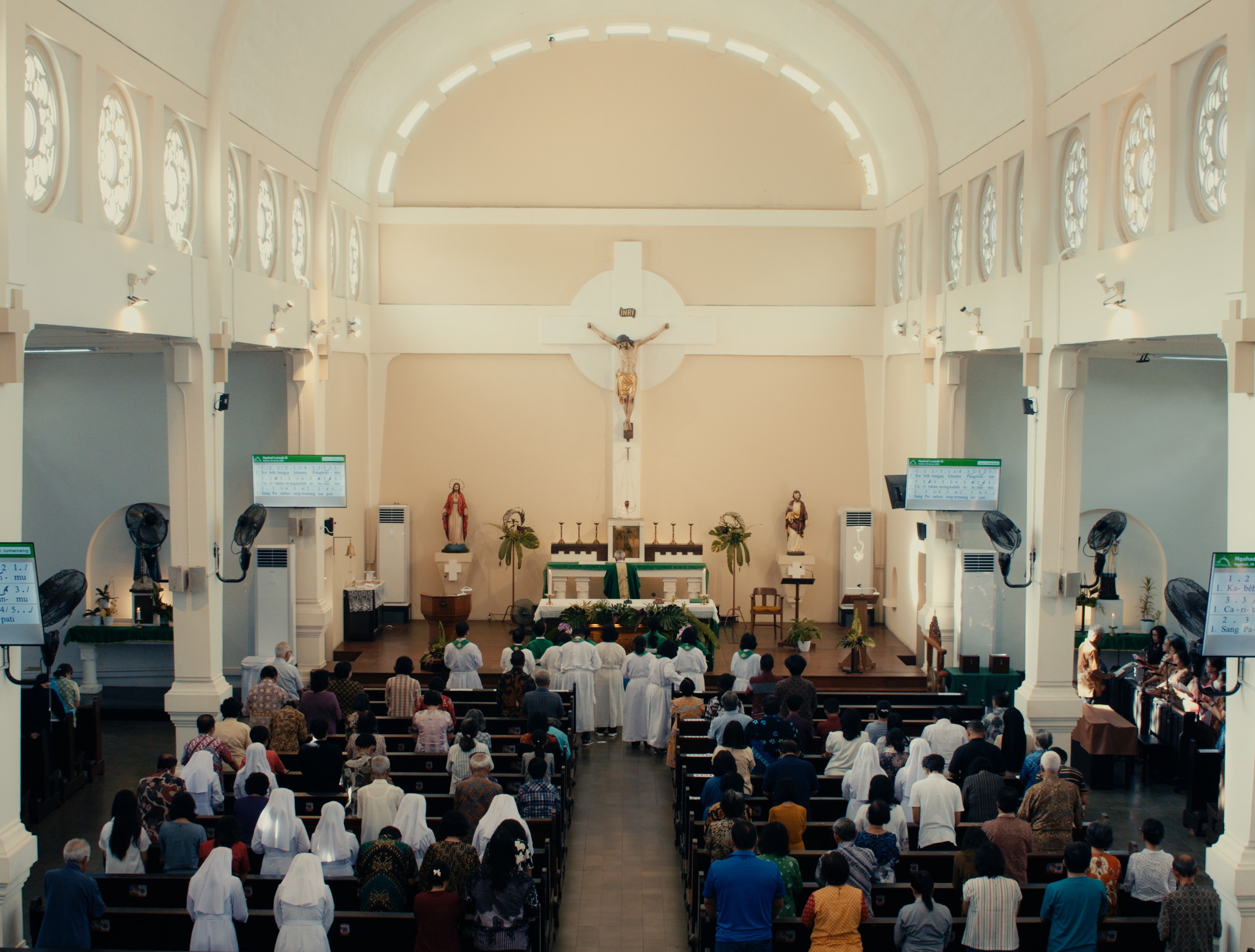 Background Live Streaming